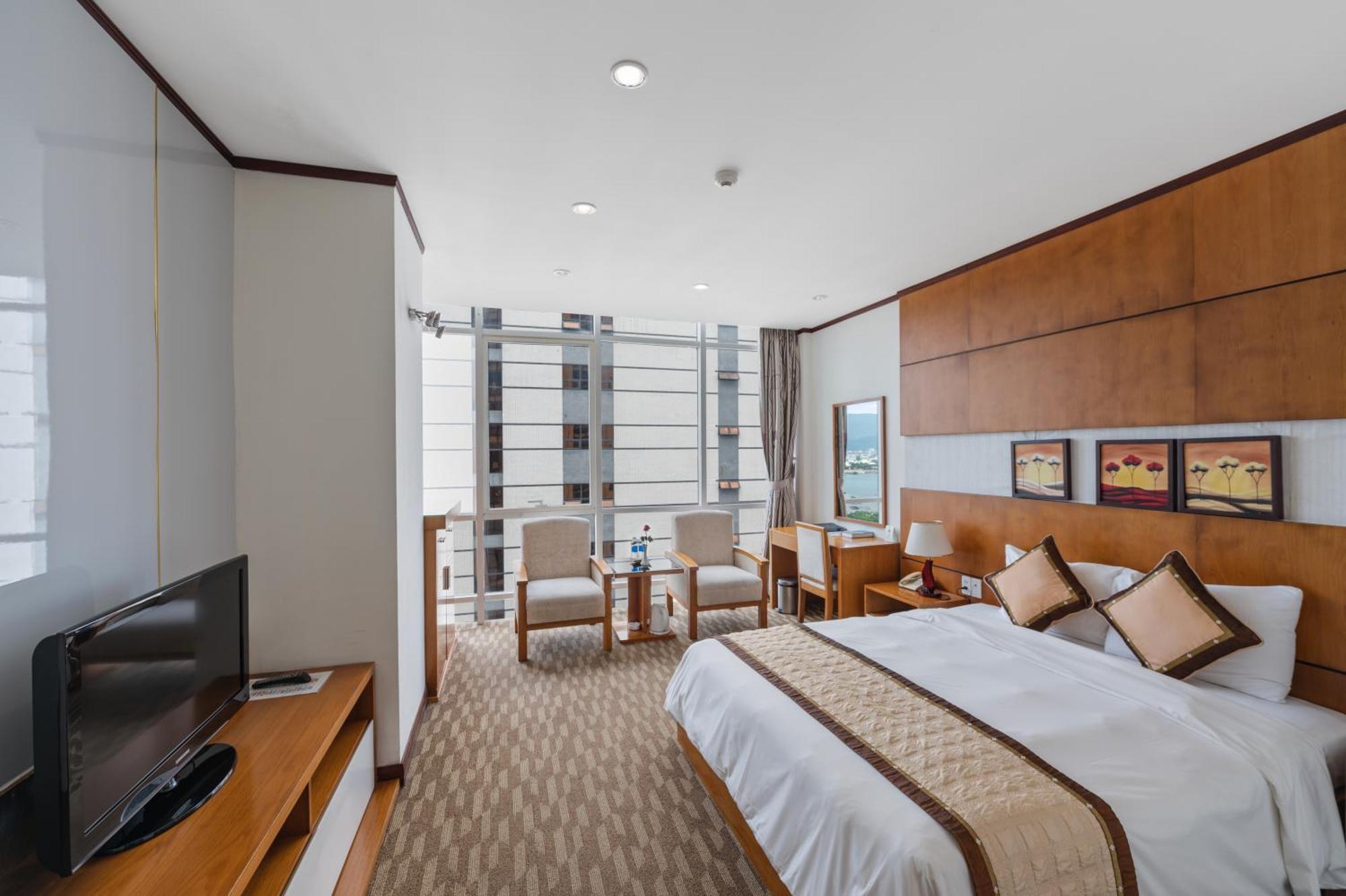Danang Petro Hotel Exteriör bild