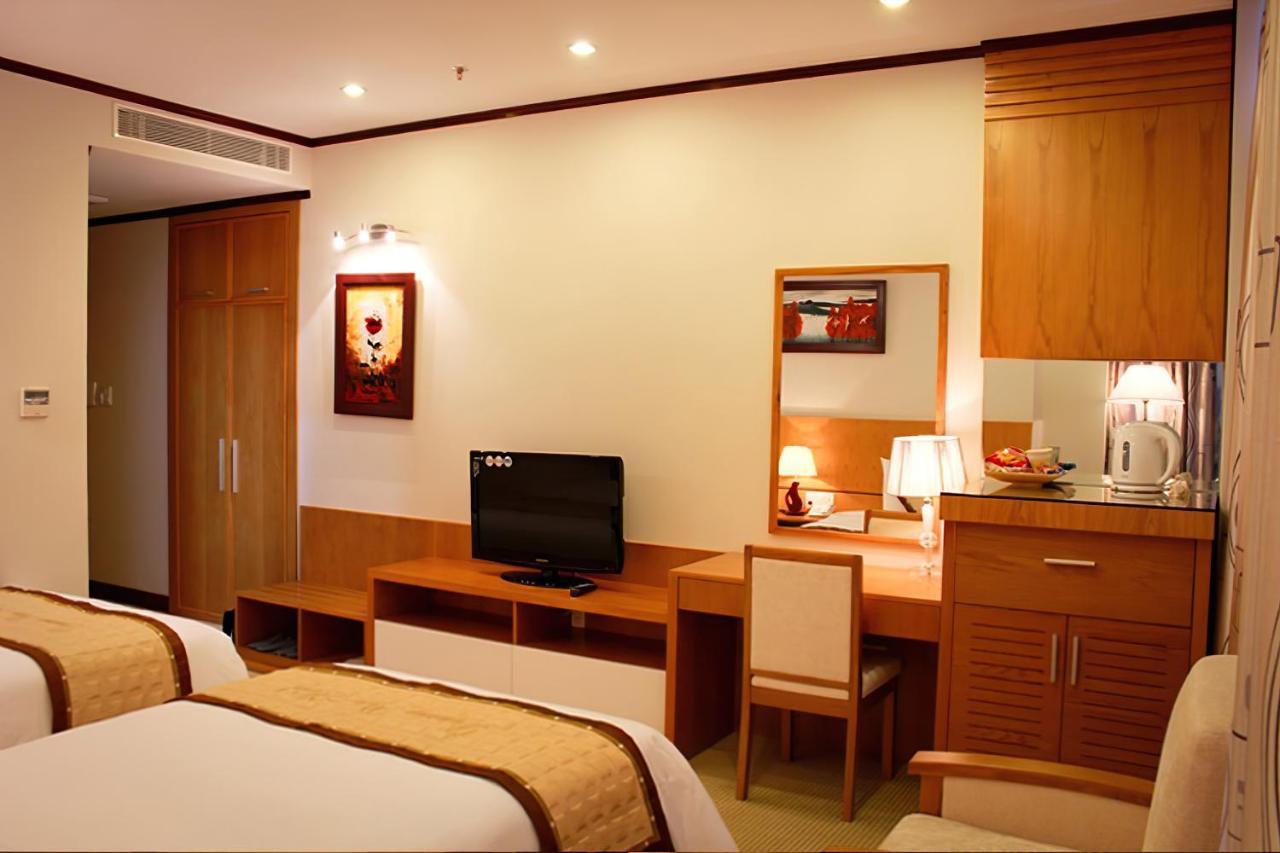 Danang Petro Hotel Exteriör bild